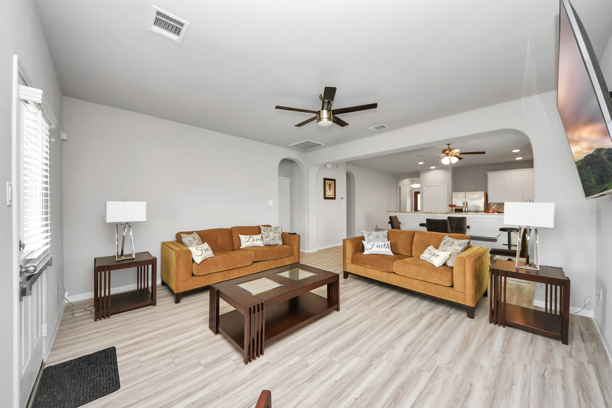 1654 Sequoia Run Drive Rosharon, TX 77583 - Photo 8 of 21 a living room with furniture and a wooden floor