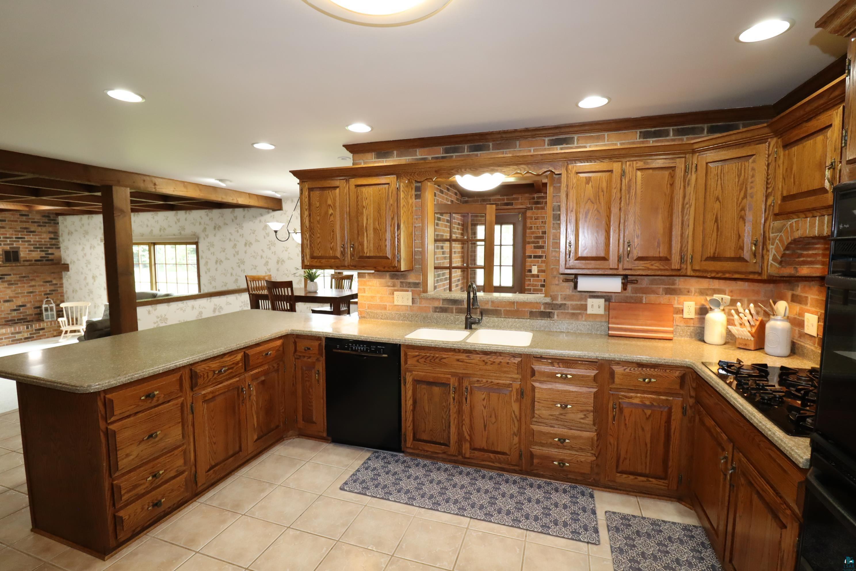 200 Maple Ridge Ashland, WI 54806 - Photo 8 of 40 Kitchen