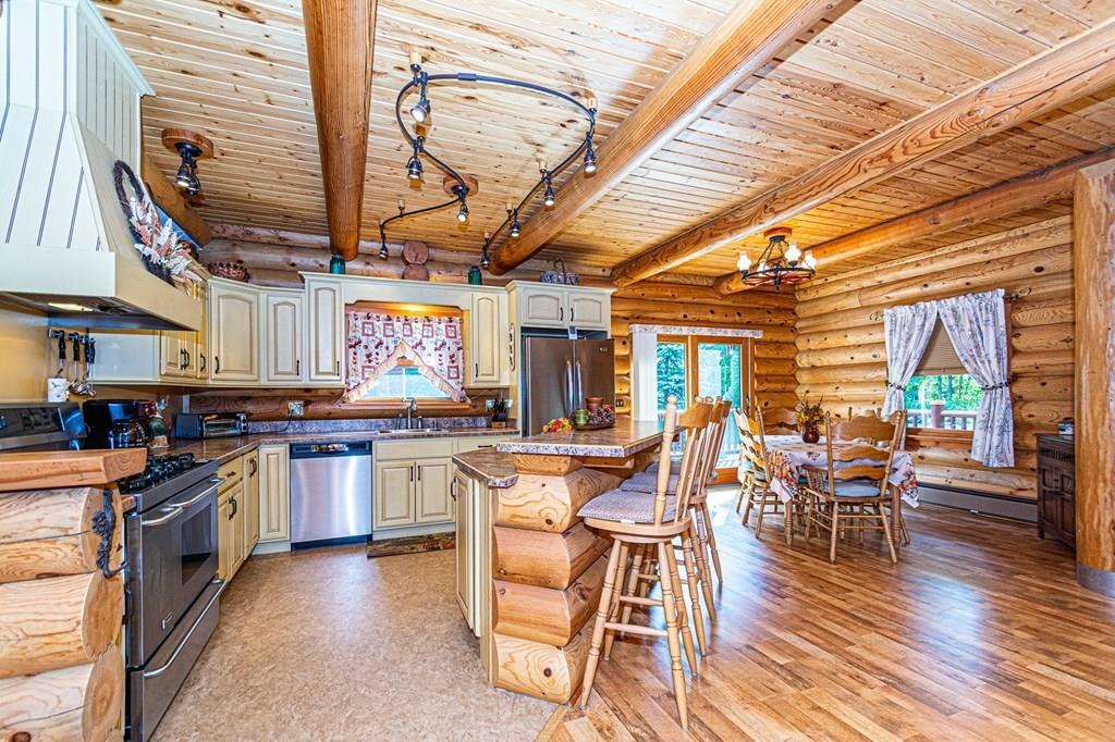34 Horse Pond Road Shirley, MA 01464 - Photo 8 of 42 Gallery Image 8