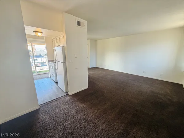 $925 | 3616 Kolendo Court, Unit C, Las Vegas, NV 89103