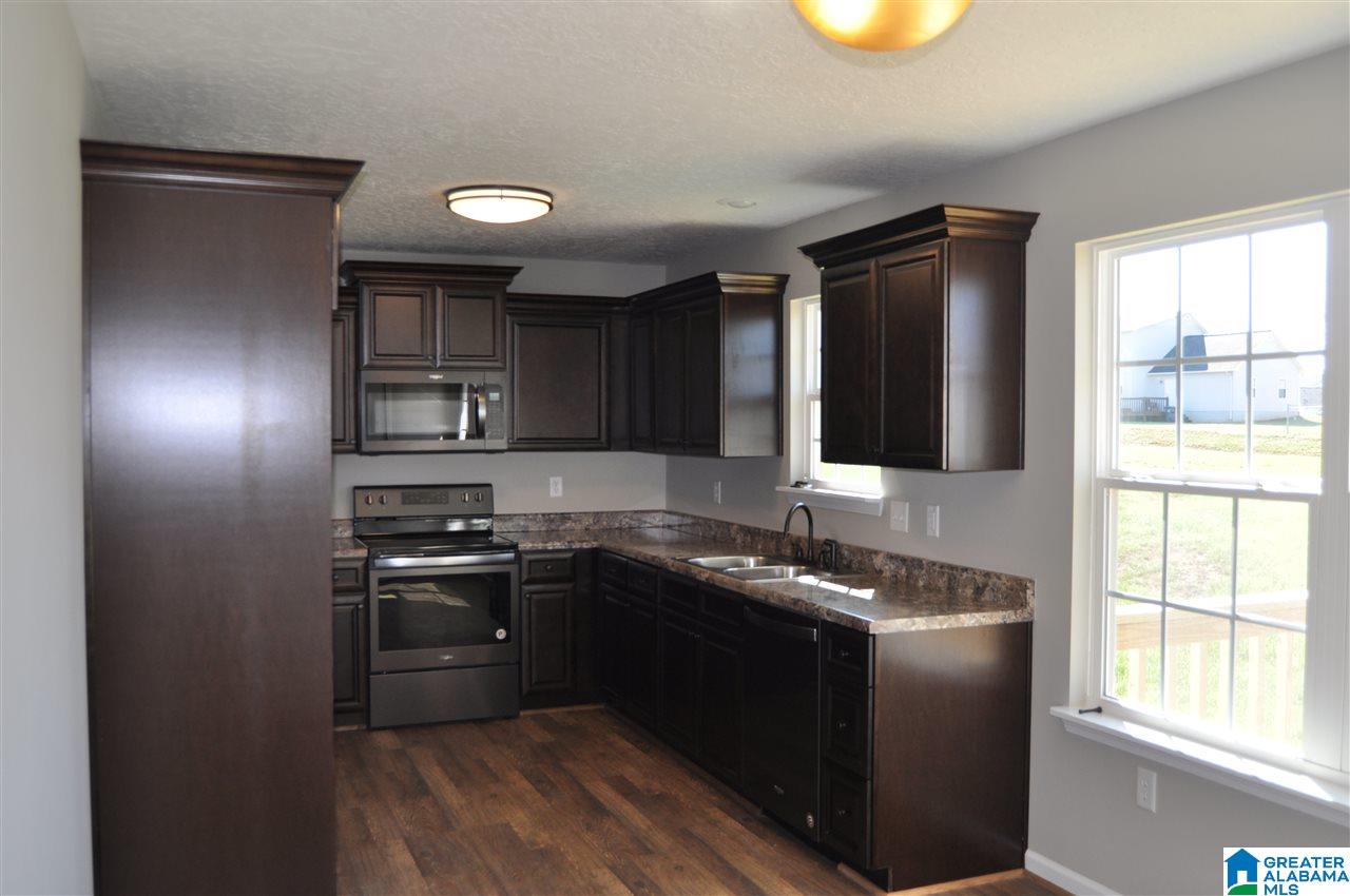 252 Bailey Road Weaver, AL 36277 - Photo 5 of 26