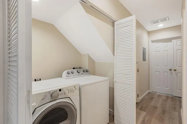 $987,777 | 6121 Lambeck Lane, San Jose, CA 95119