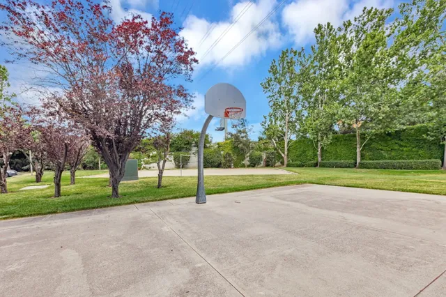 $987,777 | 6121 Lambeck Lane, San Jose, CA 95119