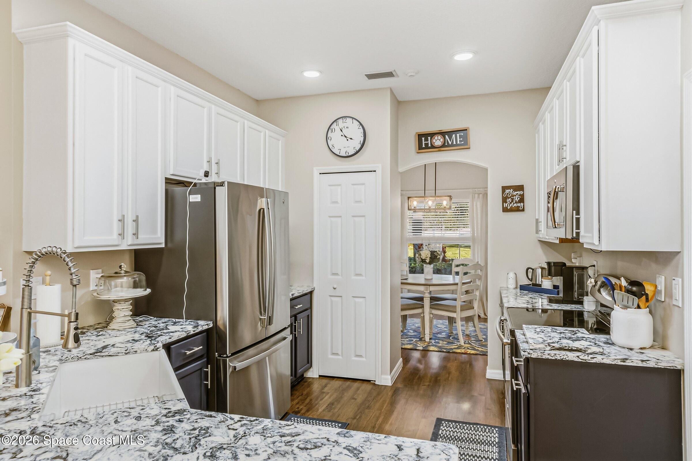 1026 Morgan Circle Northeast Palm Bay, FL 32905 - Photo 6 of 49 37-1026-Morgan-224