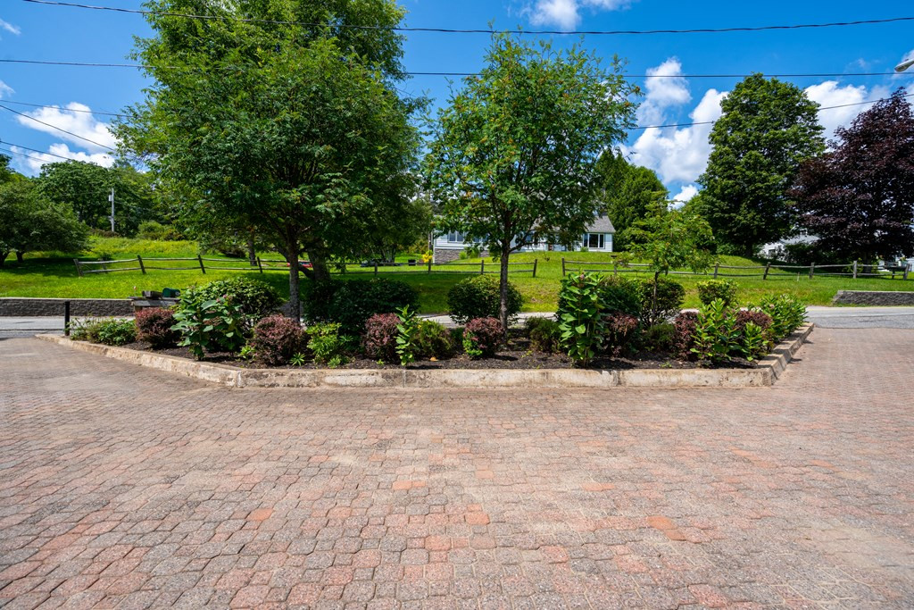243 Trudeau Road Saranac Lake, NY 12983 - Photo 4 of 27 Gallery Image 4