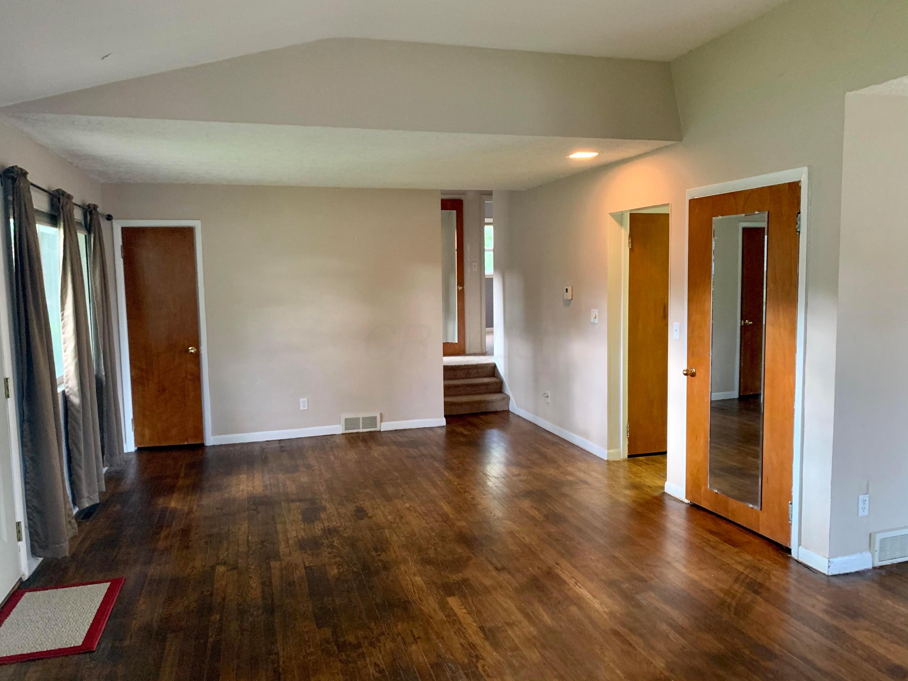 56 Lowell Road Columbus, OH 43209 - Photo 4 of 11 Gallery Image 4