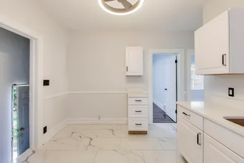 $175,000 | 627 West 39th Avenue, Gary, IN 46408