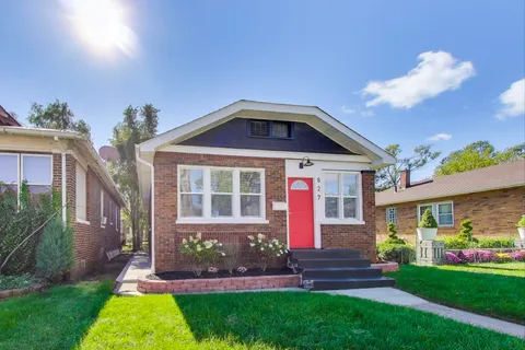 $175,000 | 627 West 39th Avenue, Gary, IN 46408