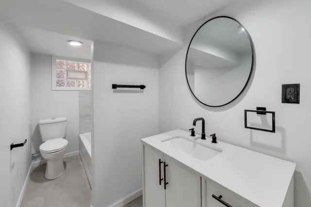 $172,000 | 627 West 39th Avenue, Gary, IN 46408