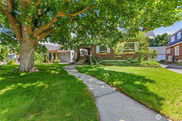 $515,915 | 915 Highland Drive, Wenatchee, WA 98801