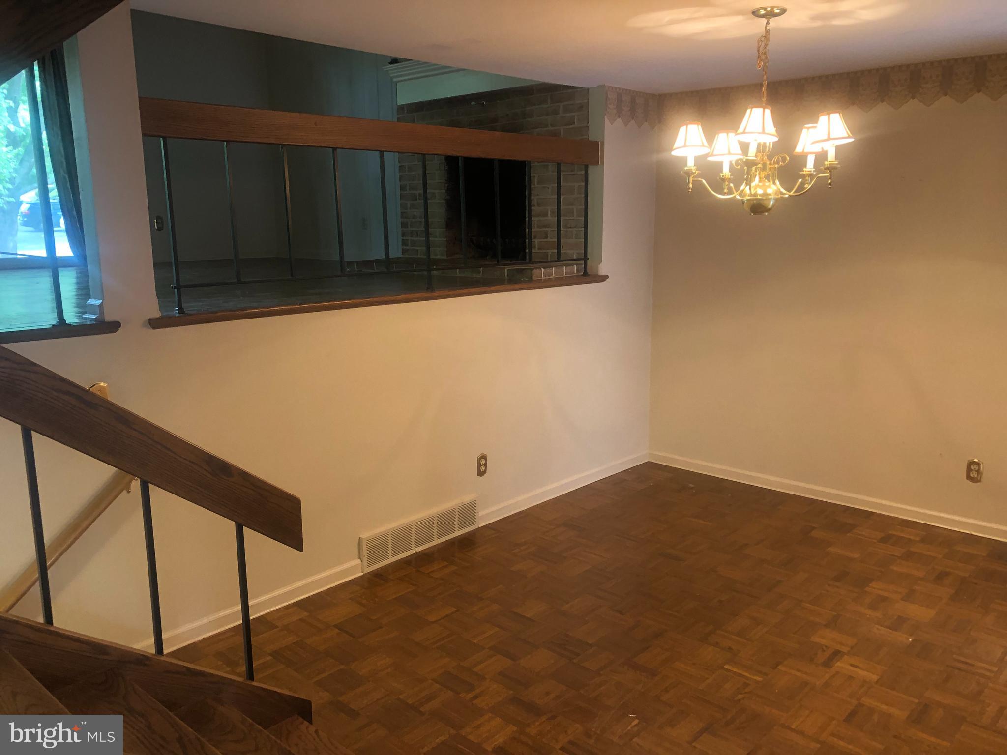 70 Winged Foot Drive Reading, PA 19607 - Photo 4 of 10