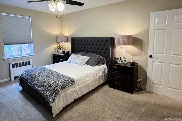 a picture of a bench in a white cabinet