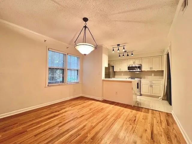 $1,845 | 26 Arpege Way Northwest, Atlanta, GA 30327