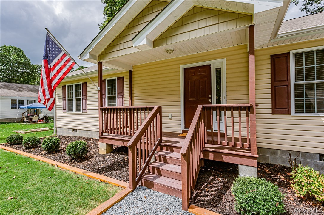 6720 Lakemont Road Quinton, VA 23141 - Photo 4 of 49 Gallery Image 4