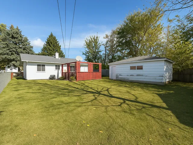 $189,900 | 2009 Harding Avenue, Waukegan, IL 60085