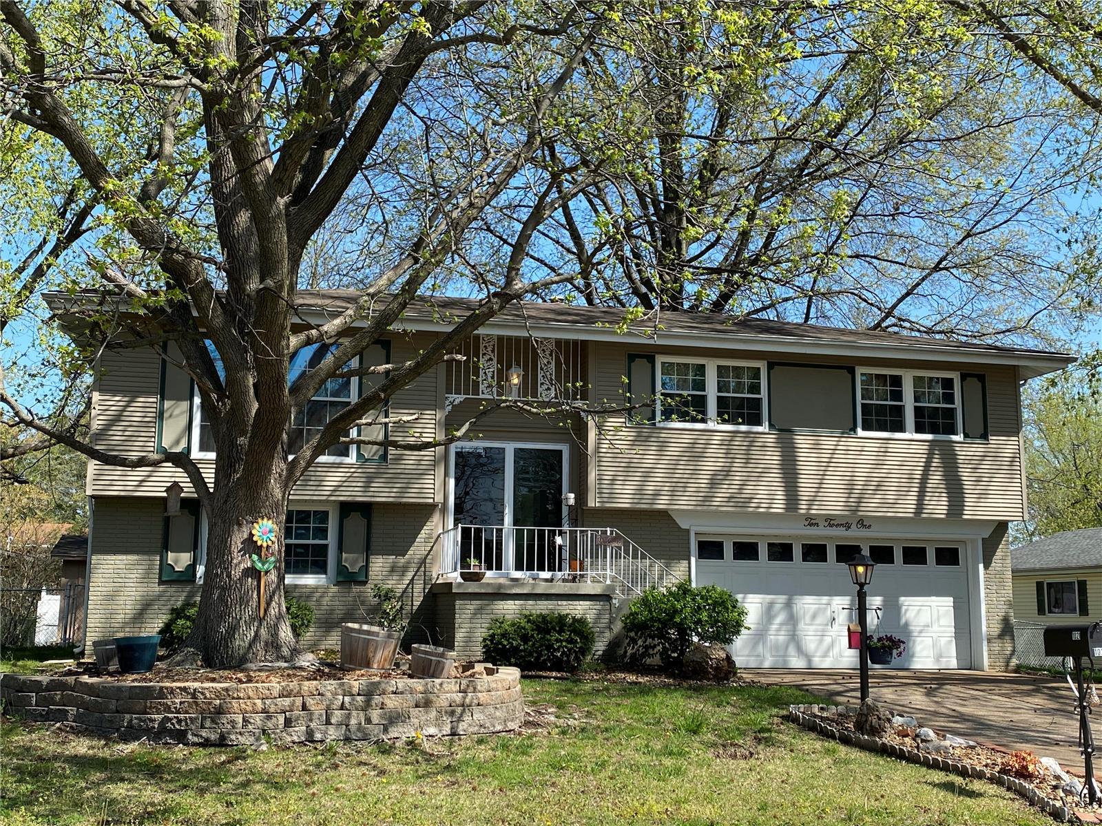 1021 Rutledge Drive Belleville, IL 62221 - Photo 1 of 45