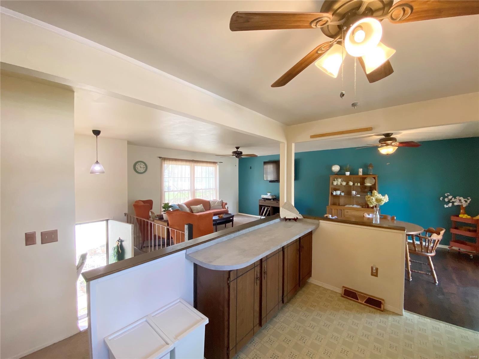 1021 Rutledge Drive Belleville, IL 62221 - Photo 15 of 45