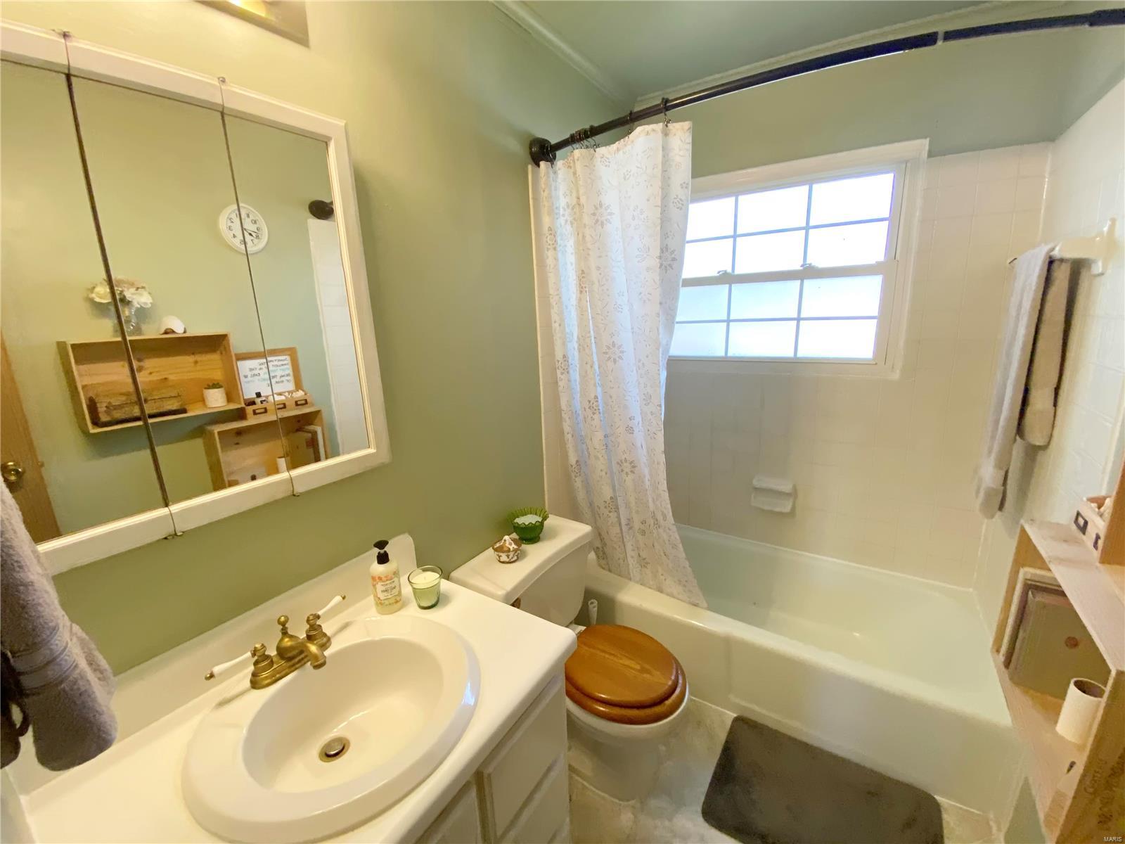 1021 Rutledge Drive Belleville, IL 62221 - Photo 20 of 45