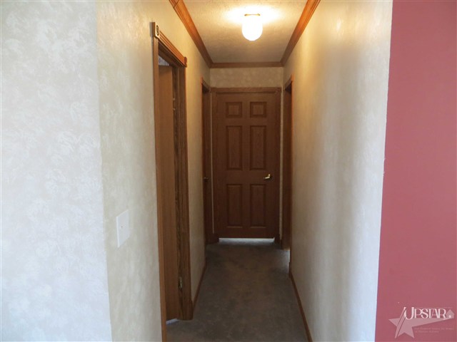 8105 Franke Road Fort Wayne, IN 46816 - Photo 12 of 30
