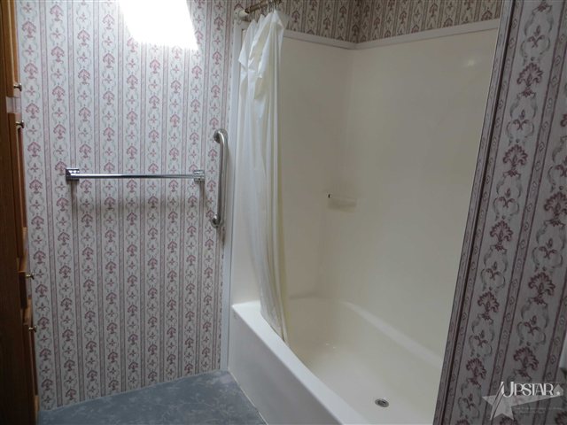 8105 Franke Road Fort Wayne, IN 46816 - Photo 14 of 30