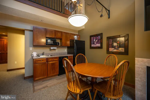 $329,000 | 565 Glendale Road, Unit B206, Oakland, MD 21550