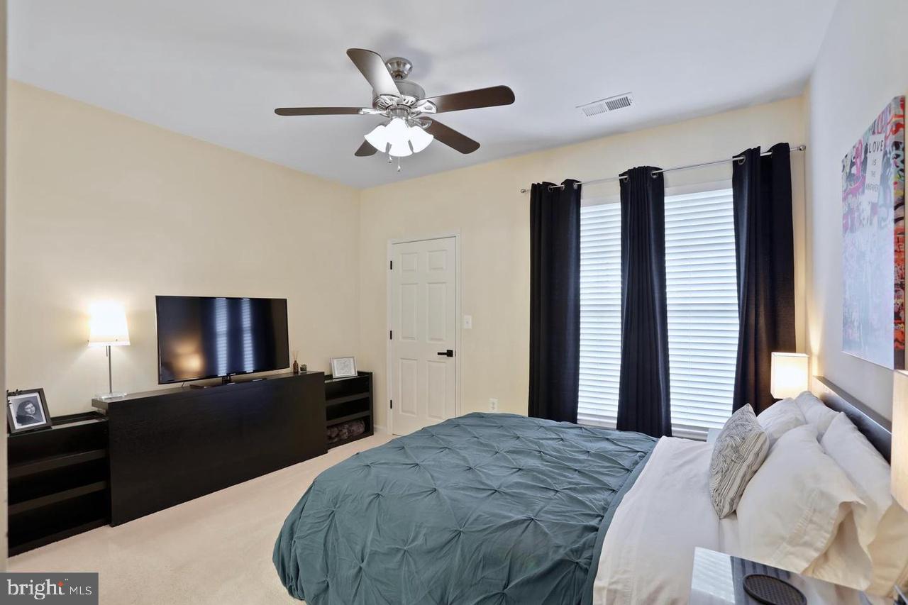 5142 Brittney Elyse Circle, Unit M Centreville, VA 20120 - Photo 9 of 13