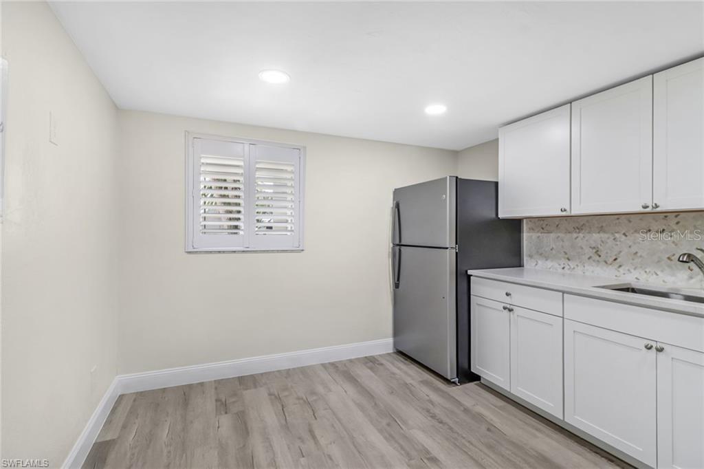 16590 Partridge Place Road, Unit 102 Fort Myers, FL 33908 - Photo 5 of 41