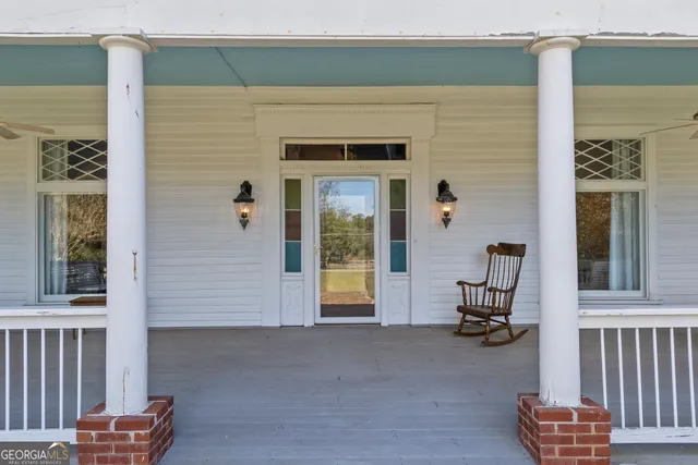 $899,000 | 1091 East Peachtree Avenue, Woodville, GA 30669