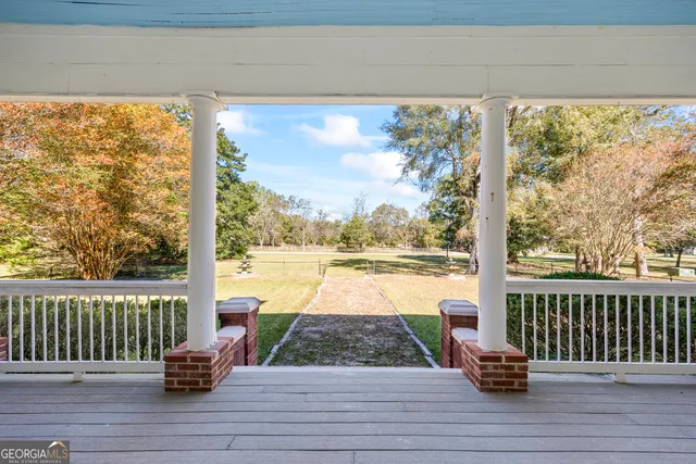 $899,000 | 1091 East Peachtree Avenue, Woodville, GA 30669