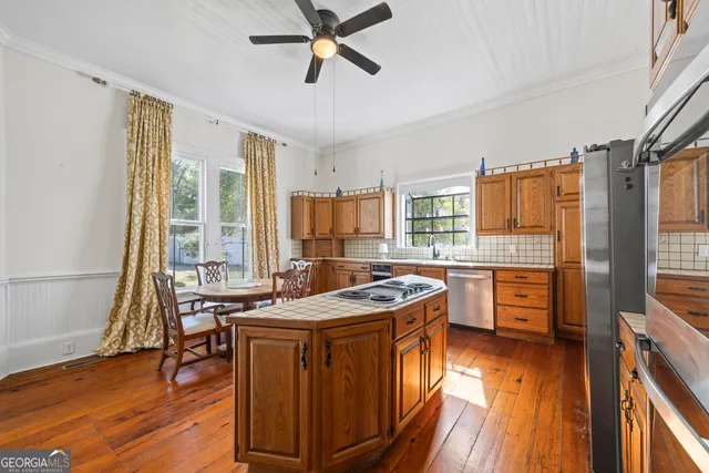 $899,000 | 1091 East Peachtree Avenue, Woodville, GA 30669