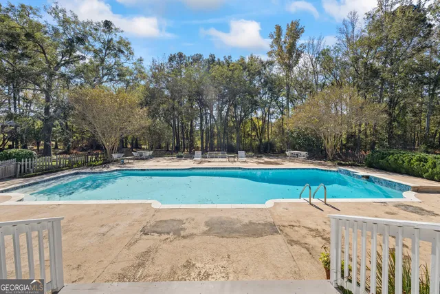 $899,000 | 1091 East Peachtree Avenue, Woodville, GA 30669