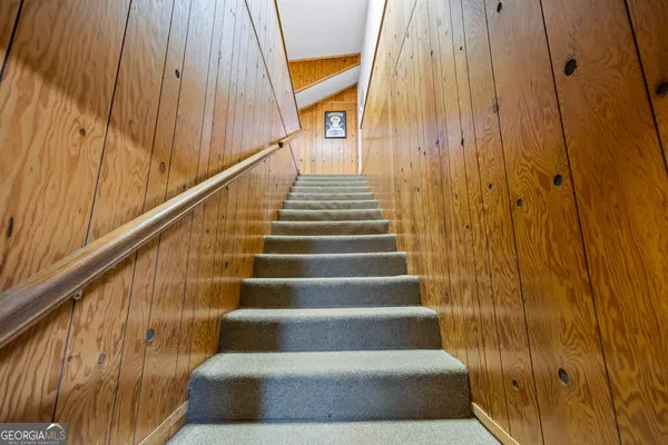 $899,000 | 1091 East Peachtree Avenue, Woodville, GA 30669