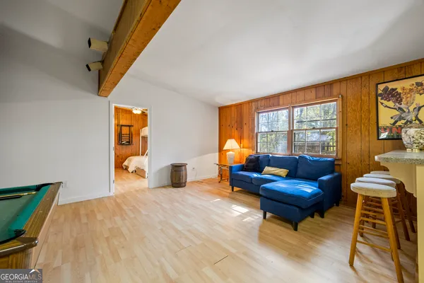 $899,000 | 1091 East Peachtree Avenue, Woodville, GA 30669