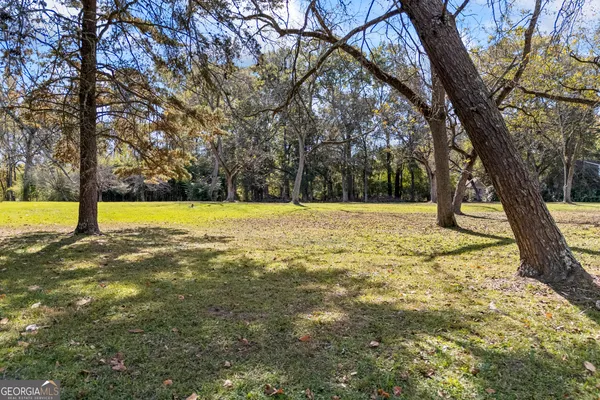 $899,000 | 1091 East Peachtree Avenue, Woodville, GA 30669