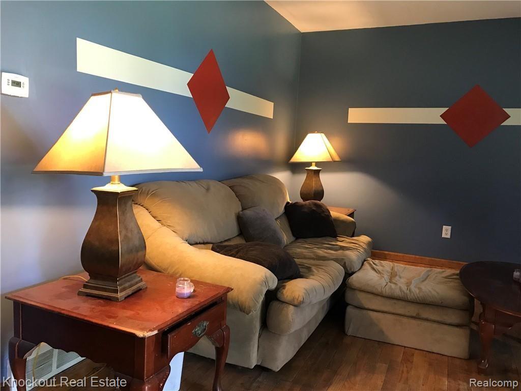 6147 Oak Road Vassar, MI 48768 - Photo 4 of 30
