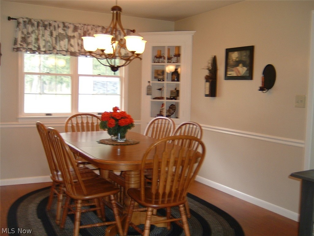 162 Warner Road Southeast Hubbard, OH 44425 - Photo 9 of 22 Gallery Image 9