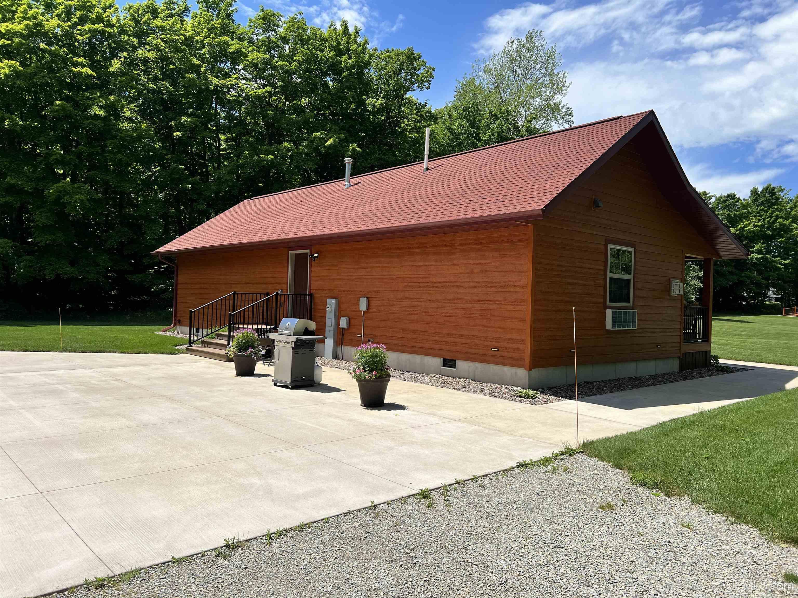 E10409 County Rd H-58 Munising, MI 49862 - Photo 69 of 84
