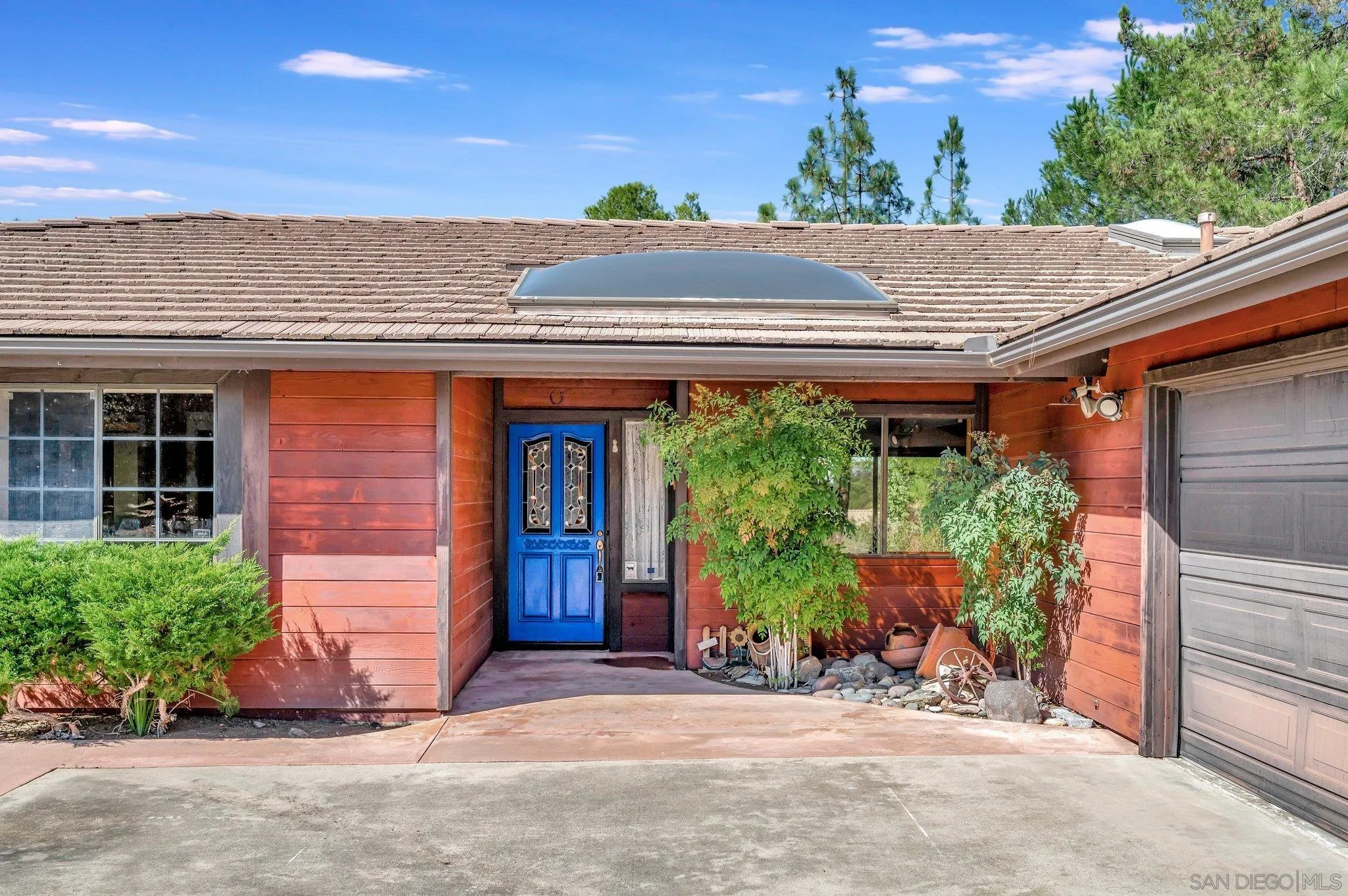 2596 Valetta Lane Alpine, CA 91901 - Photo 6 of 48 a front view of a house with garden