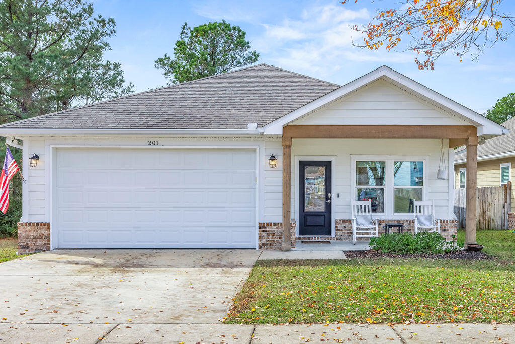 201 Marsh Lndg South  