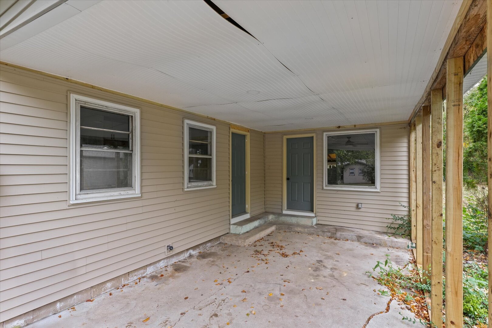 842 North Walnut Street Monticello, IL 61856 - Photo 25 of 33 a view of a house with a backyard