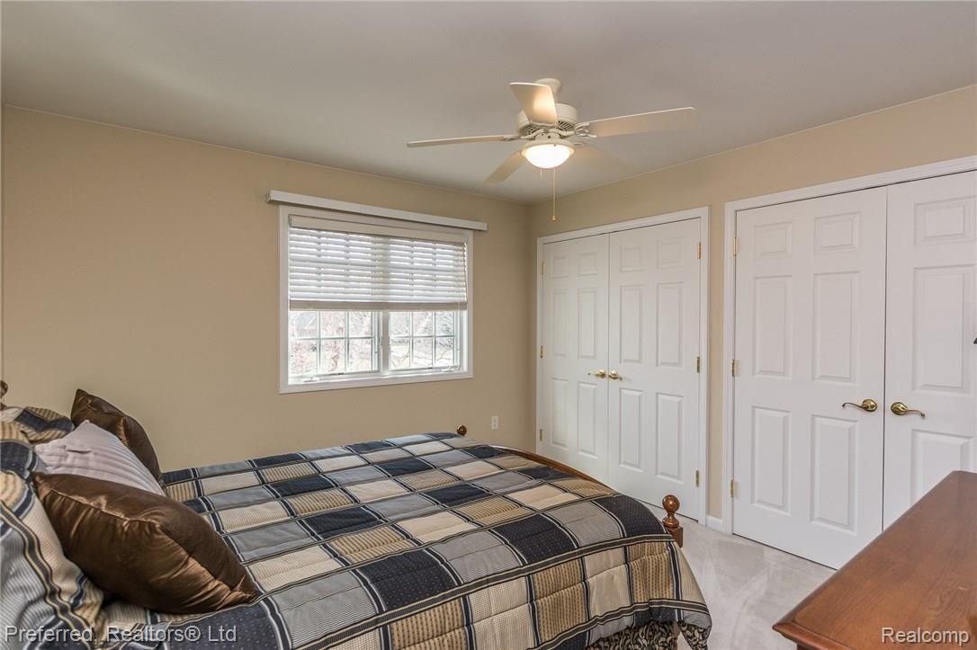 520 Inverness Highland, MI 48357 - Photo 20 of 37 DSC_2816.jpg