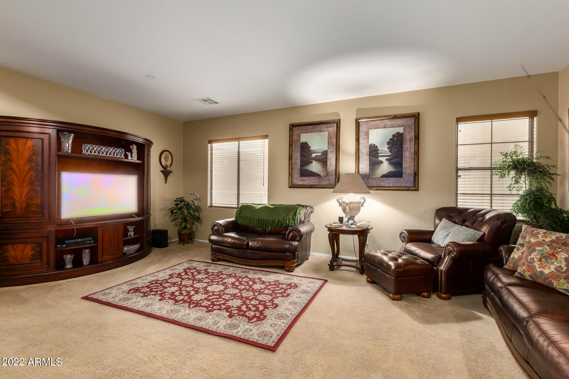 2507 West Beverly Rd. Phoenix, AZ 85041 - Photo 5 of 38 05- Beverly