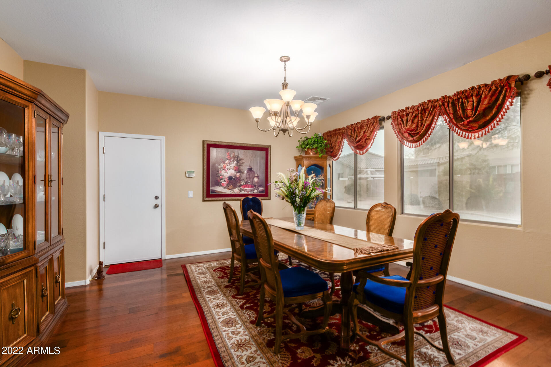 2507 West Beverly Rd. Phoenix, AZ 85041 - Photo 6 of 38 06- Beverly