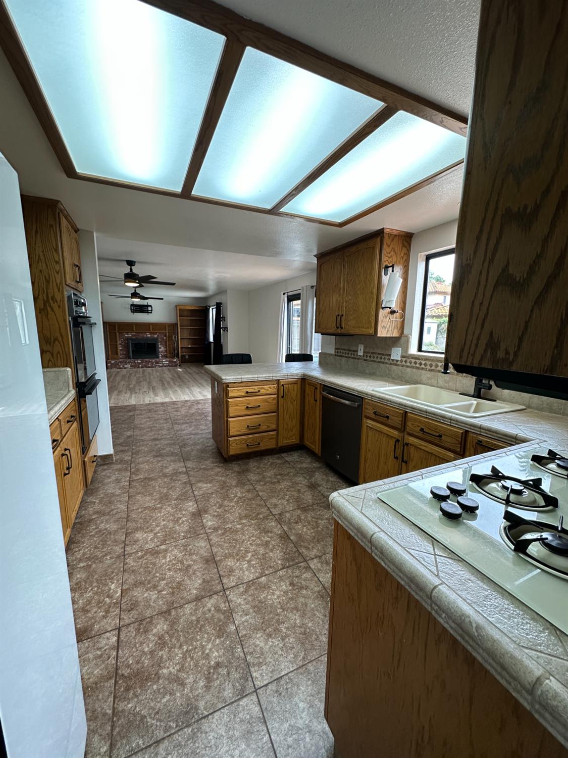 3040 Boulder Avenue Madera, CA 93637 - Photo 5 of 31