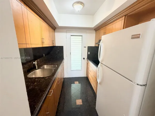 $1,475 | 1350 East Sample Road, Unit 307, Pompano Beach, FL 33064