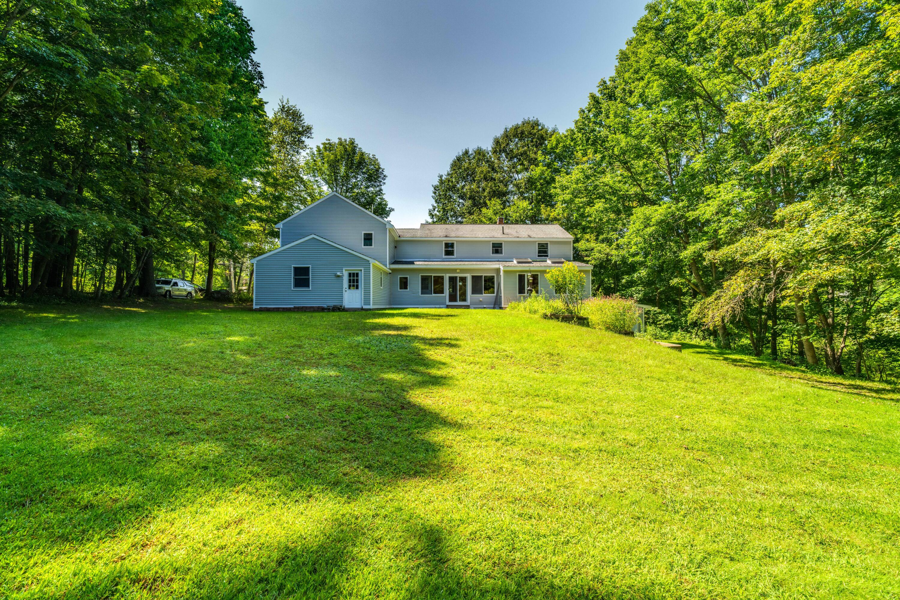6 Cape Neddick Road York, ME 03909 - Photo 3 of 20 DSC01657.enfuselight111