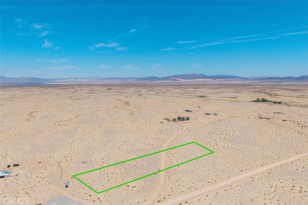 82935 Maya Rada Twentynine Palms, CA 92277 - Photo 2 of 31