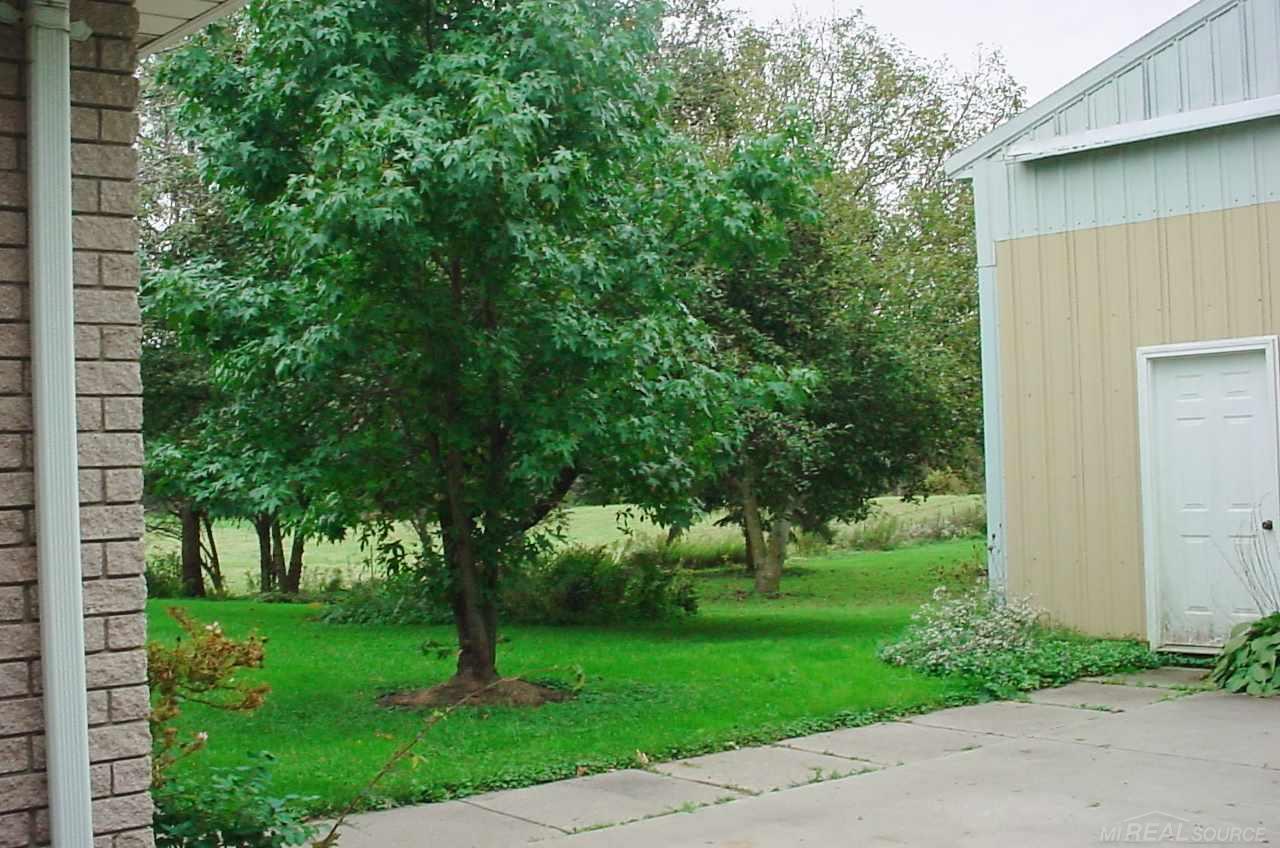 5825 Burtch Road Jeddo, MI 48032 - Photo 7 of 42 31362110-7.JPG