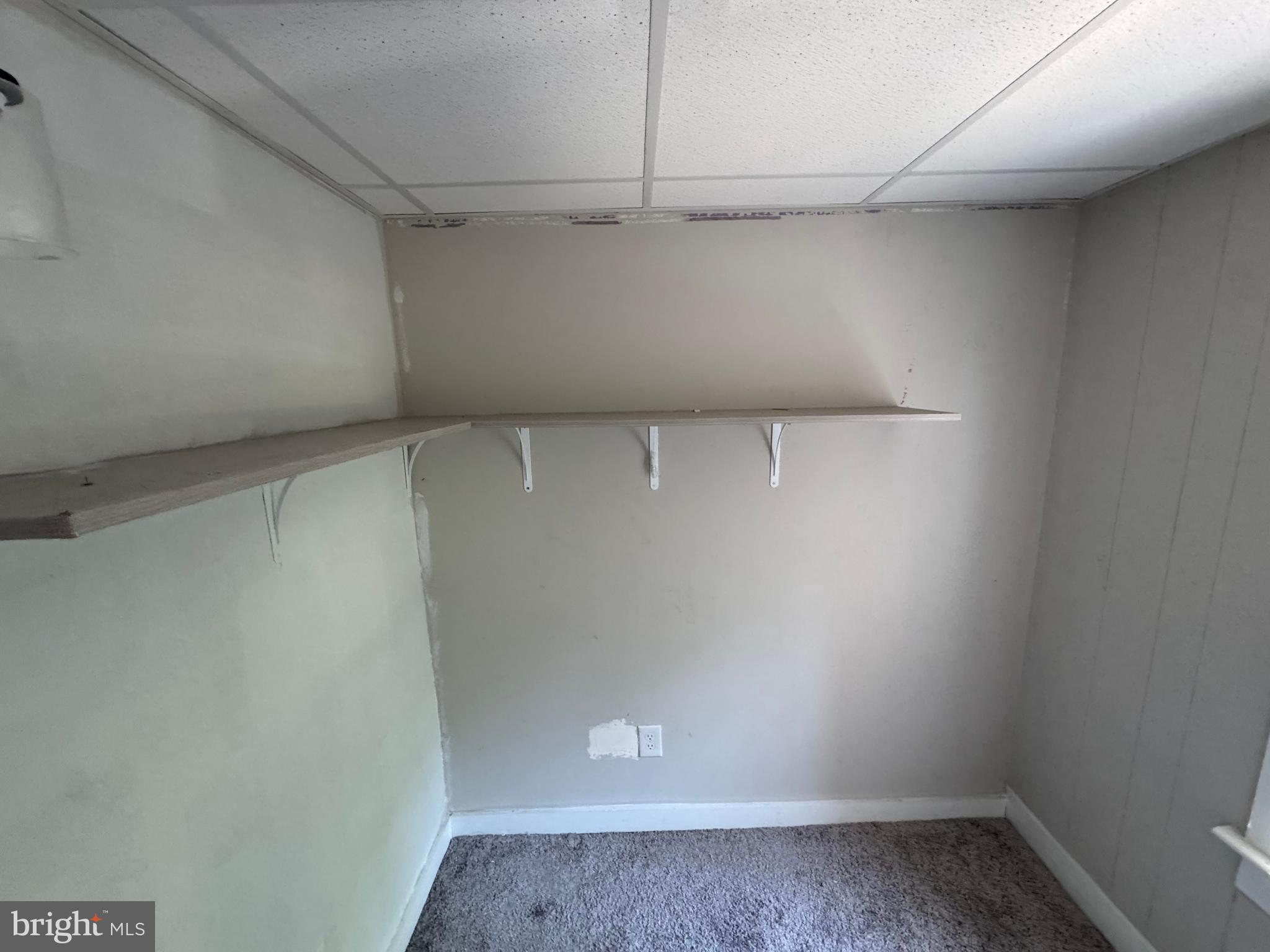 395 Tansboro Road Berlin, NJ 08009 - Photo 32 of 47 a view of an empty room