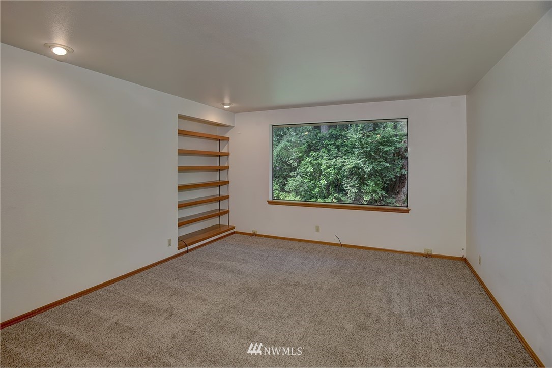 23954 Stottlemeyer Road Northeast Poulsbo, WA 98370 - Photo 11 of 25 Gallery Image 11